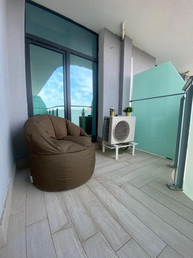 Diamond 1005 Apartment