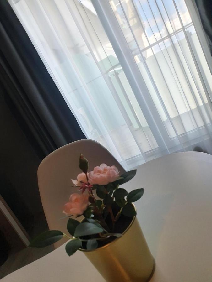 Diamond 1005 Apartment